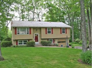 6 Beechcrest Dr, East Hampton, CT 06424