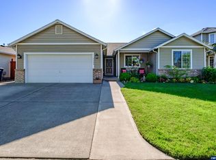 1368 S 7th St, Independence, OR