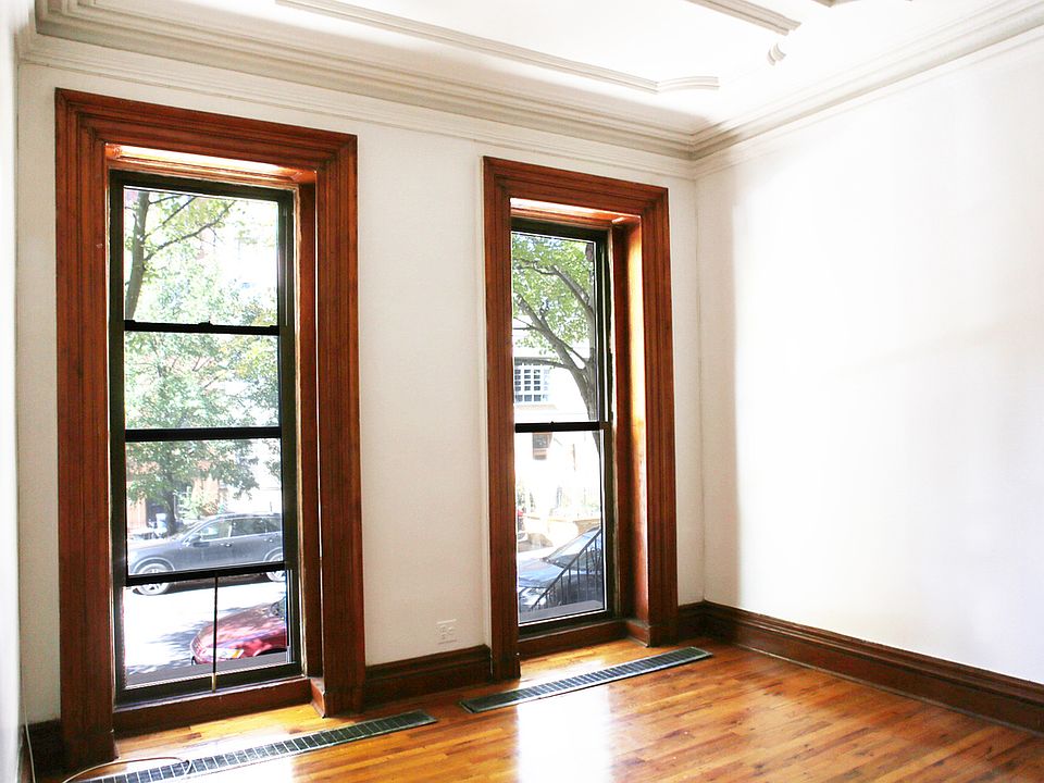 1st image of 221 Cumberland St #P