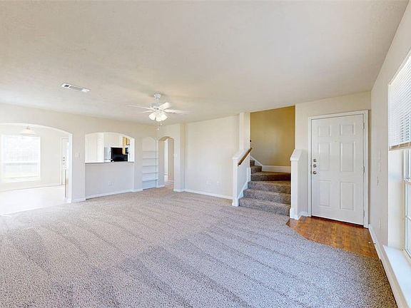 3rd image of 4140 McFarland Dr