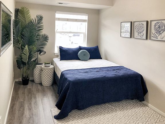 5th image of 4013 Harbour Landing Dr #1F
