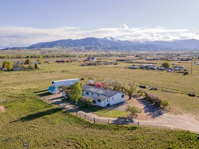 150 Tuke Ln, Twin Bridges, MT, 59754