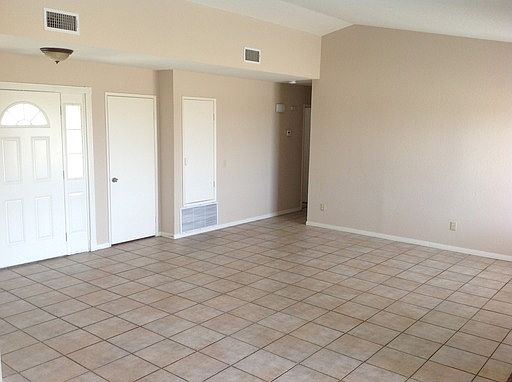 3rd image of 13454 Homestead Dr
