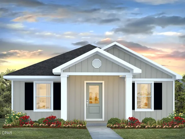 2385 Aquarius Dr, Chipley, FL 32428