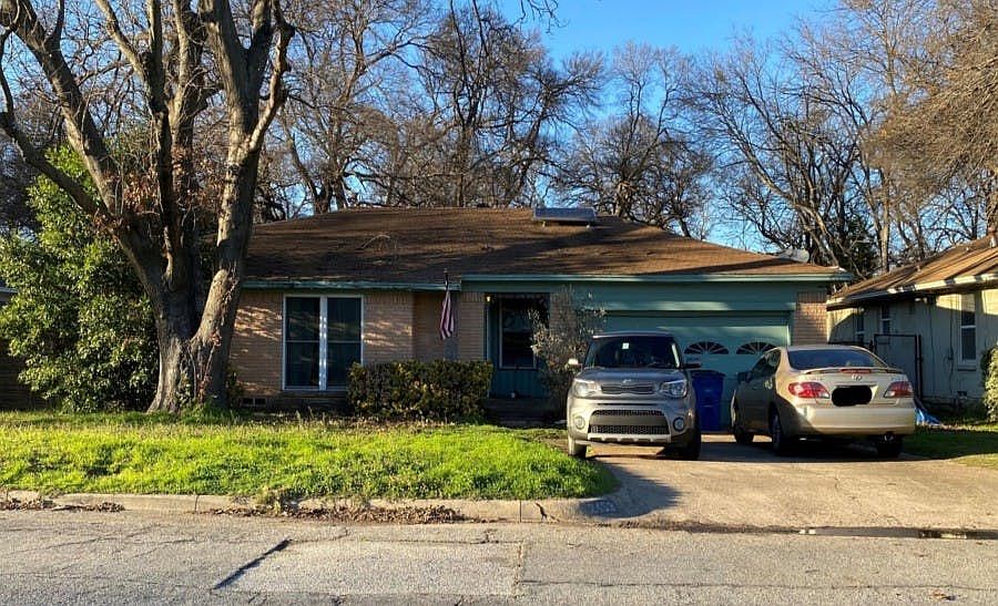 1st image of 2453 Telegraph Ave