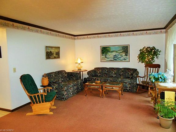 4th image of 206 Sheila Dr