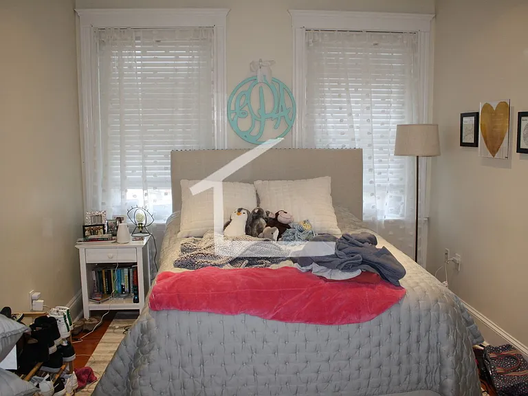 199 Winthrop Rd #2 — Photo 9