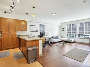 1880 25th Ave NE APT 213, Issaquah, WA