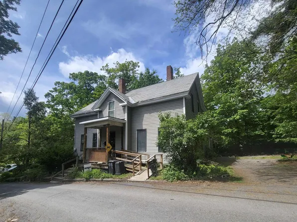 29 Elliot Terrace, Brattleboro, VT 05301