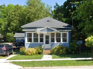 520 E Colby St, Whitehall, MI 49461