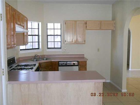 3rd image of 11572 Stockmeyer Dr
