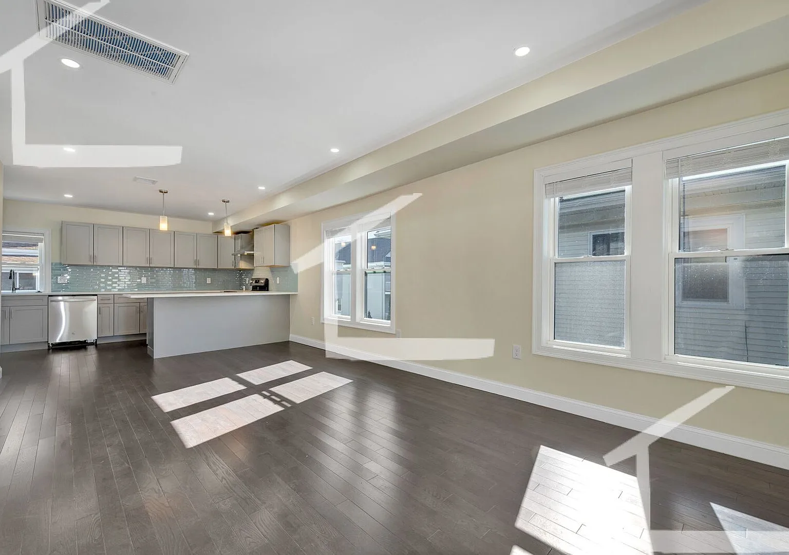 53 Wright Ave #43-2 Medford MA 02155 — Photo 1