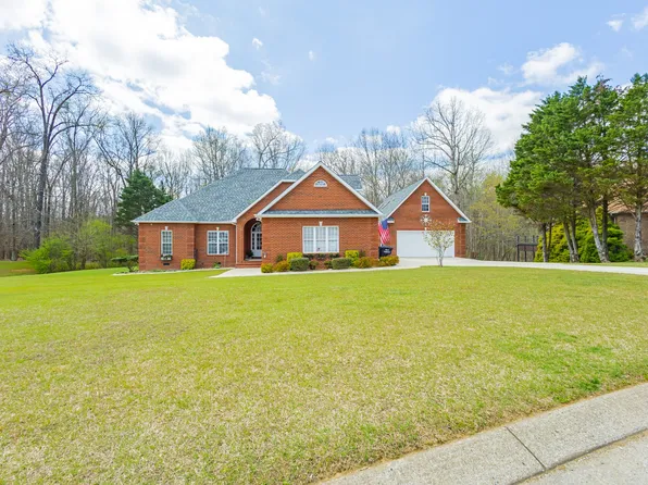 306 Hillcrest Dr, Tullahoma, TN 37388