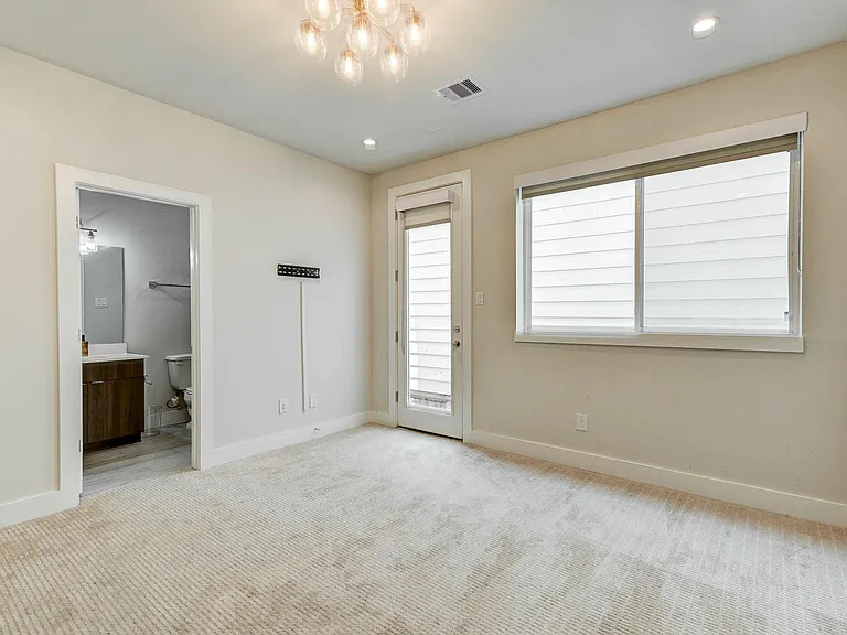 5857 Dolores St — Photo 6