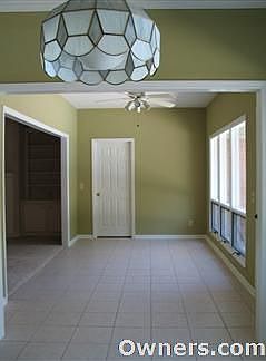Breakfast Room to SunRoom
