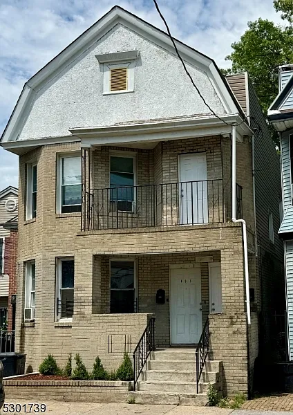 493 S 17th St photo 1