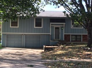 1137 NE 9th St, Blue Springs, MO 64014