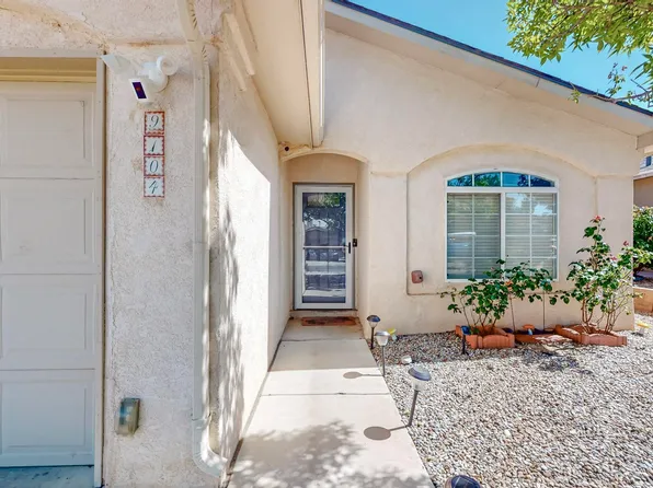 9104 Petronas Ave SW, Albuquerque, NM 87121