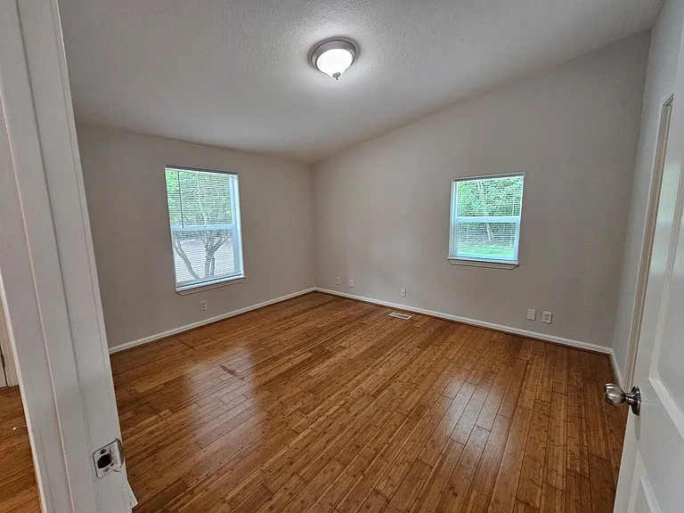 15820 SE 128th St — Photo 35