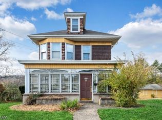 395 High Mountain Rd, North Haledon, NJ 07508