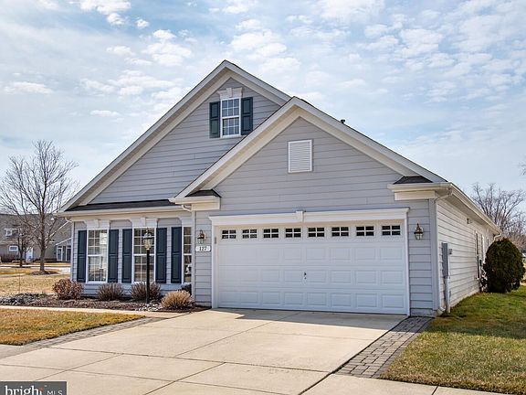 5th image of 127 Harmony Way