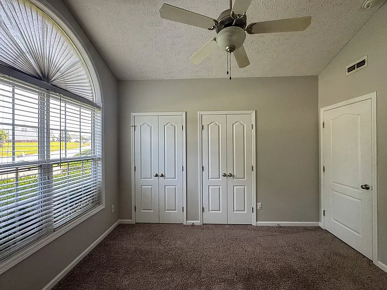 381 Chamberlin Blvd — Photo 19