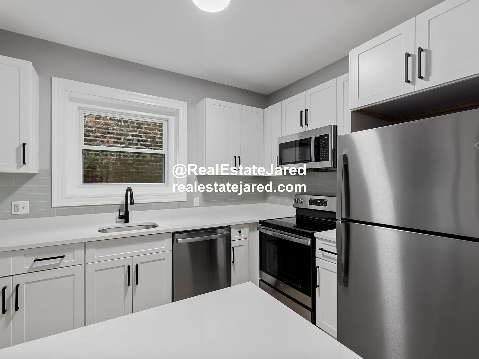 4 bed, $8,500 — Photo 1