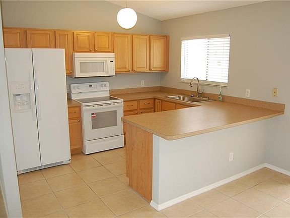 5th image of 2673 SE Melaleuca Blvd