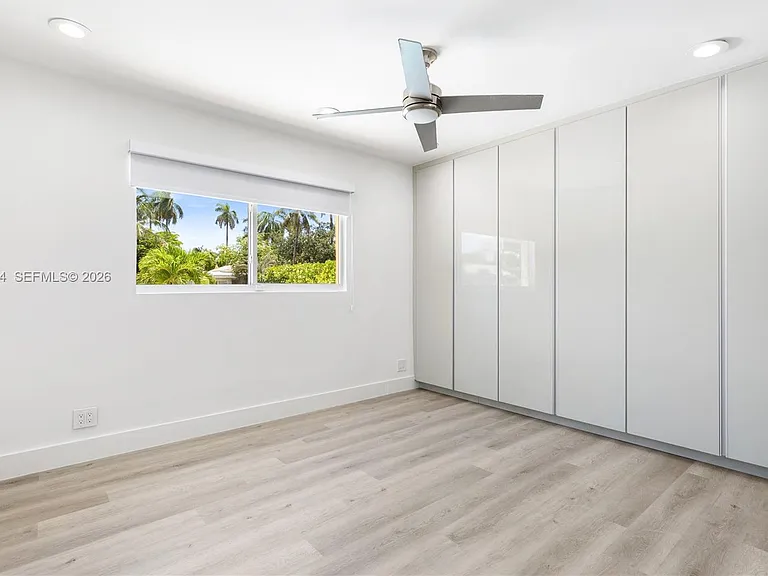 330 Coconut Isle Dr — Photo 17