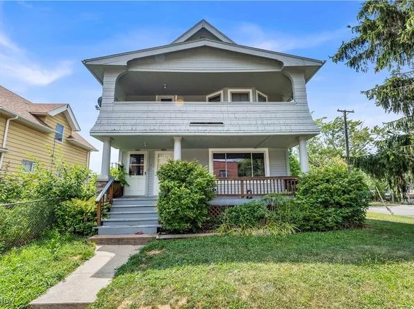 3292 W 105th St, Cleveland, OH 44111