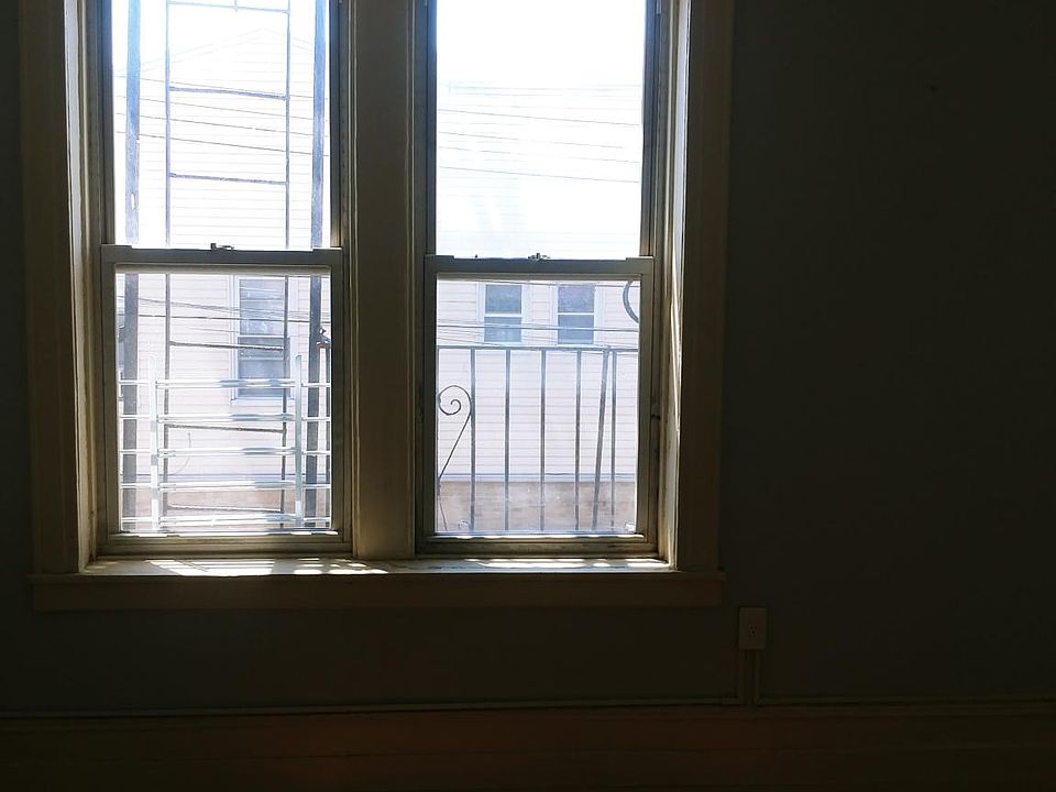 2nd image of 67DR 75th St