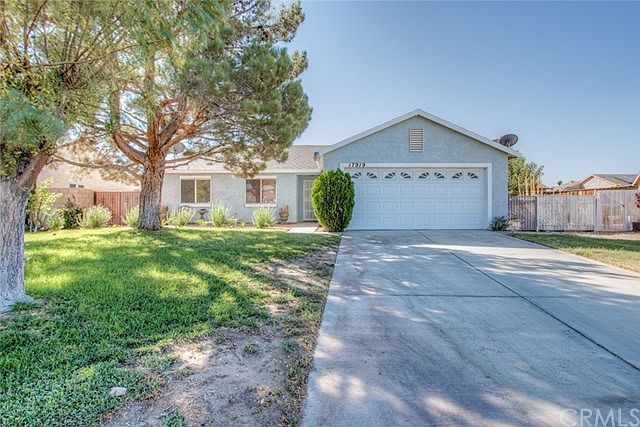 1st image of 17919 Kendall Cir