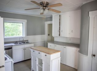 112 Quebec St #1, Farmington, ME 04938