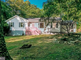 261 White Oak Ct, Harpers Ferry, WV 25425