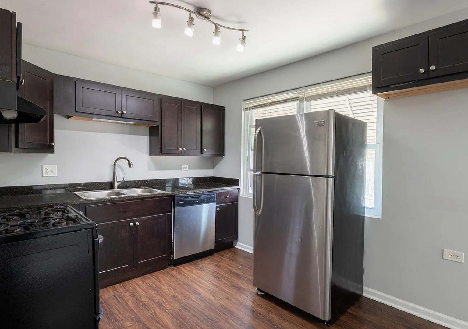 1 bed, 650 sqft, $1,405 — Photo 1