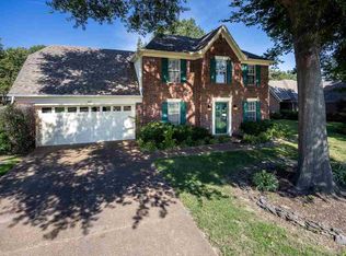 1447 Wolf Hunt Dr, Collierville, TN 38017