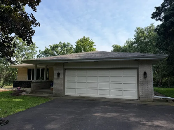 19605 Kishwaukee Valley Rd, Marengo, IL 60152
