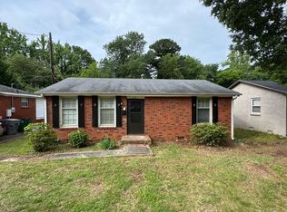2116 Finchley Dr, Charlotte, NC 28215