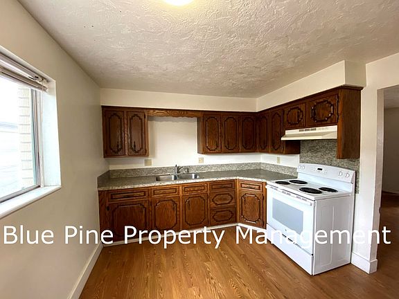 3rd image of 2003 Storer St #3
