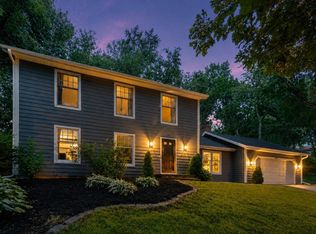 13645 Krestwood Dr, Burnsville, MN 55337