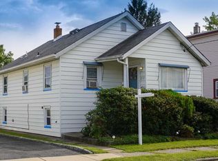 22-12 Fairmount Pl, Fair Lawn, NJ 07410