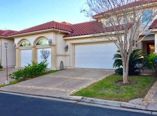 7203 Lake Victoria Rd, Laredo, TX 78041