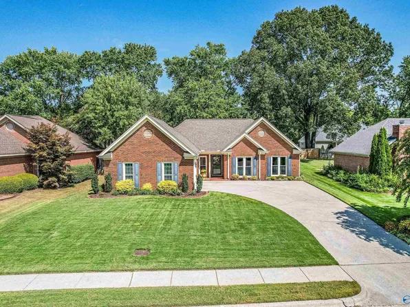 2517 Hamilton Dr SE, Huntsville, AL 35803