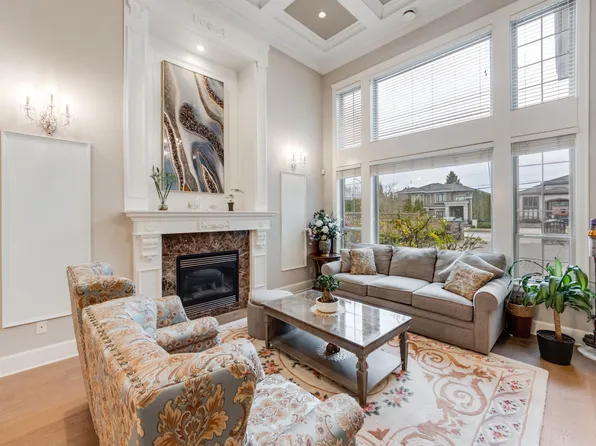 5011 Colbeck Rd, Richmond, BC V7C 3E4
