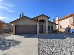 5785 Hank Aaron Dr, El Paso, TX 79934