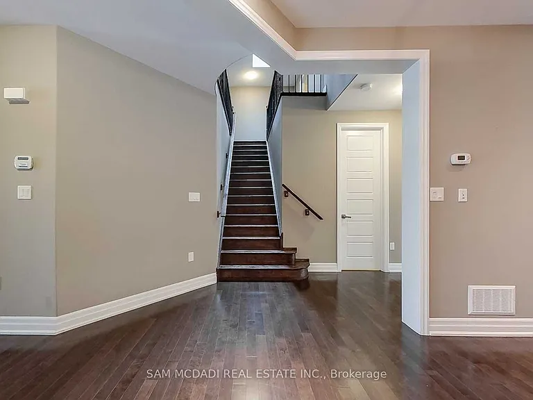 190 Culp Trl #UPPER — Photo 14