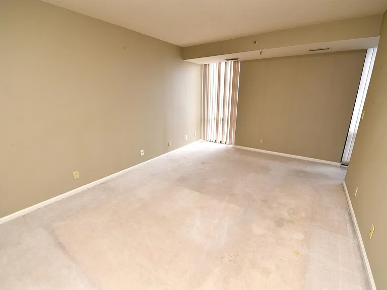 123 SW Jefferson Ave #E16NE — Photo 19