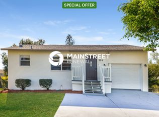 607 48th St W, Palmetto, FL 34221