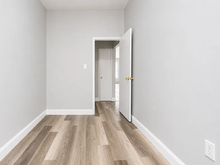 227 Thomas S Boyland St #2 — Photo 7