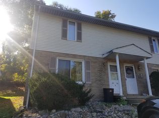 1052 Overlook Dr #A, Steubenville, OH 43953